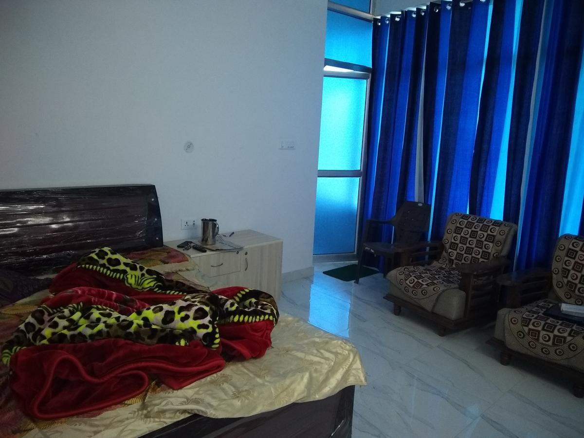 Pardhan Guest House Bara Banki Экстерьер фото
