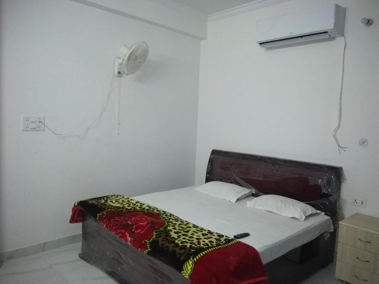 Pardhan Guest House Bara Banki Экстерьер фото